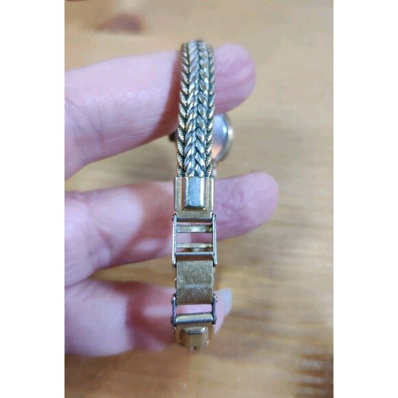 Vintage Austin Silver & Gold Tone Watch Ladies Untested Needs Battery - Picture 6 of 8